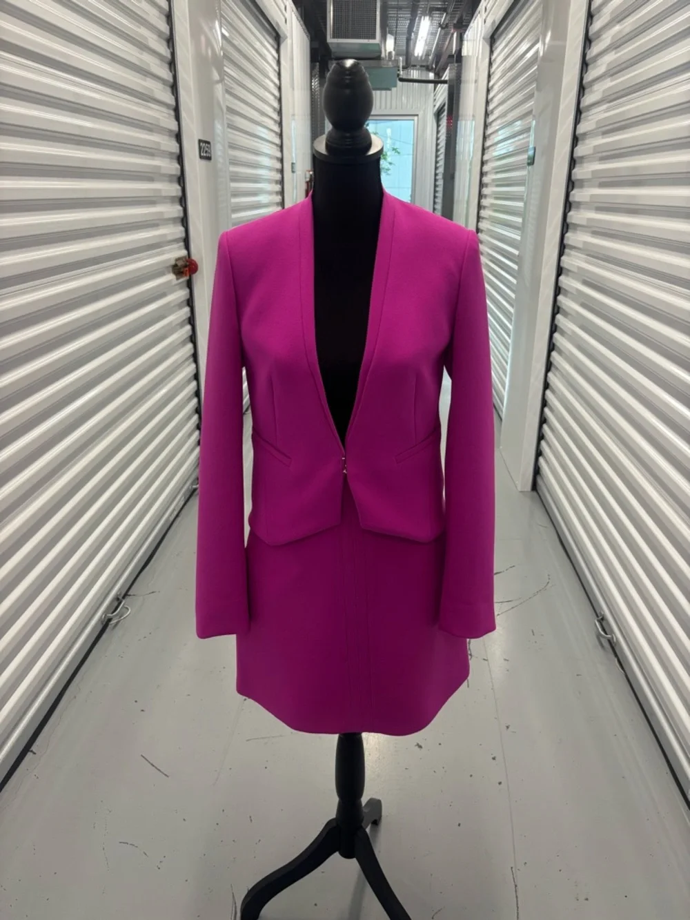 Diane Von Furstenberg Fuchsia Open-Front Blazer Skirt Set - Picture 1 of 16